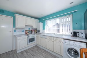 Kitchen- click for photo gallery